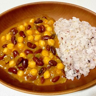 （豆）ひよこ豆と金時豆のヴィーガンカレー